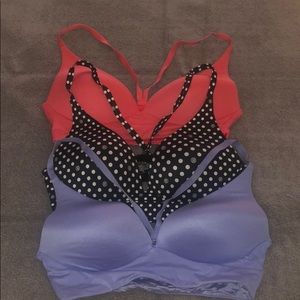 Victorias Secret Lot of 3 Lightly Lined Plunge 34c